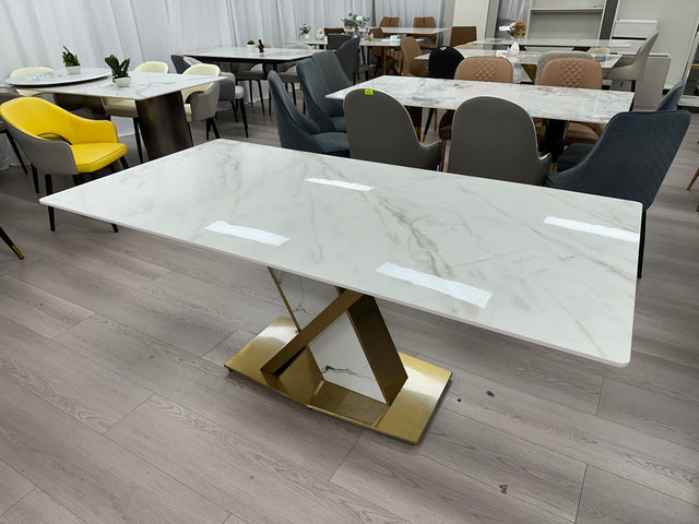 (809) Sintered stone Dining Table w/ sintered stone Leg