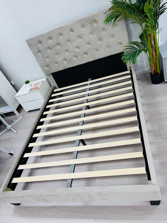 Velvet Bed Frame Strong Wood Frame Slats Grey KING/QUEEN